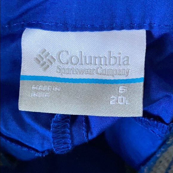 Woman’s Columbia shorts - Picture 4 of 6